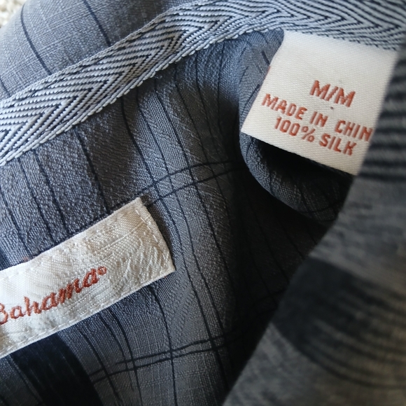 Tommy Bahama 100% Silk Casual Button Down Shirt Men's Size Medium - Picture 4 of 4